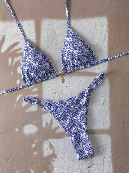 Swim Mod Women Summer Beach Outfits- Random Print Spaghetti Strap Metal Decor Bikini Sets & Thong Bottoms For Vacation