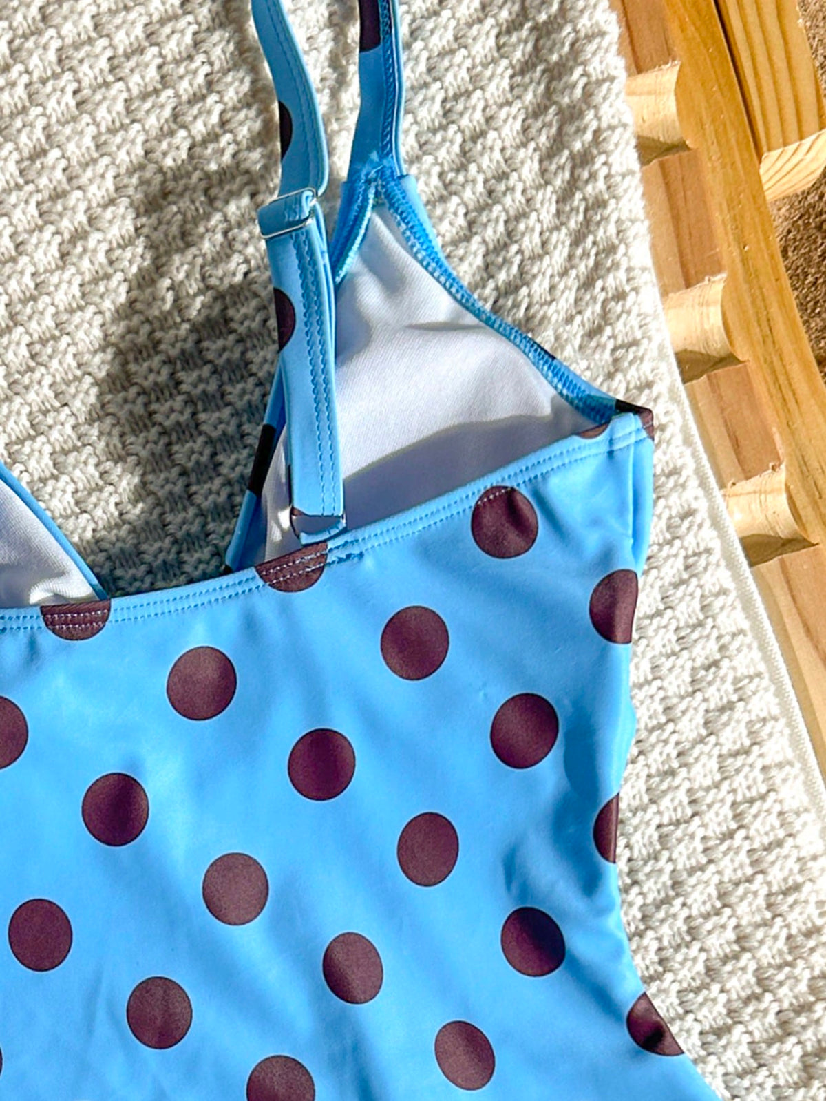 Swim Vcay 2026 New Women's Summer Beach Vacation Elegant Pleated Polka Dot Print Hollow Wide Strap Backless Sexy High Cut One-Piece Swimsuit
