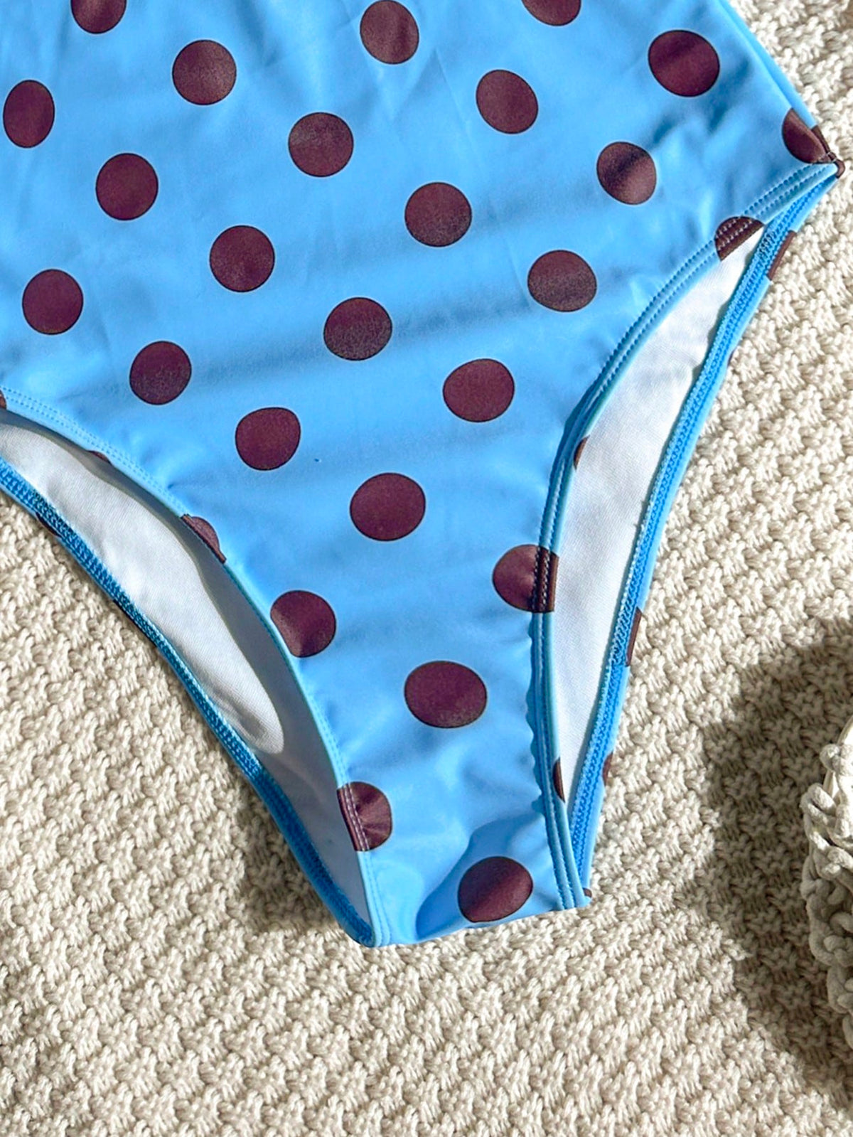 Swim Vcay 2026 New Women's Summer Beach Vacation Elegant Pleated Polka Dot Print Hollow Wide Strap Backless Sexy High Cut One-Piece Swimsuit