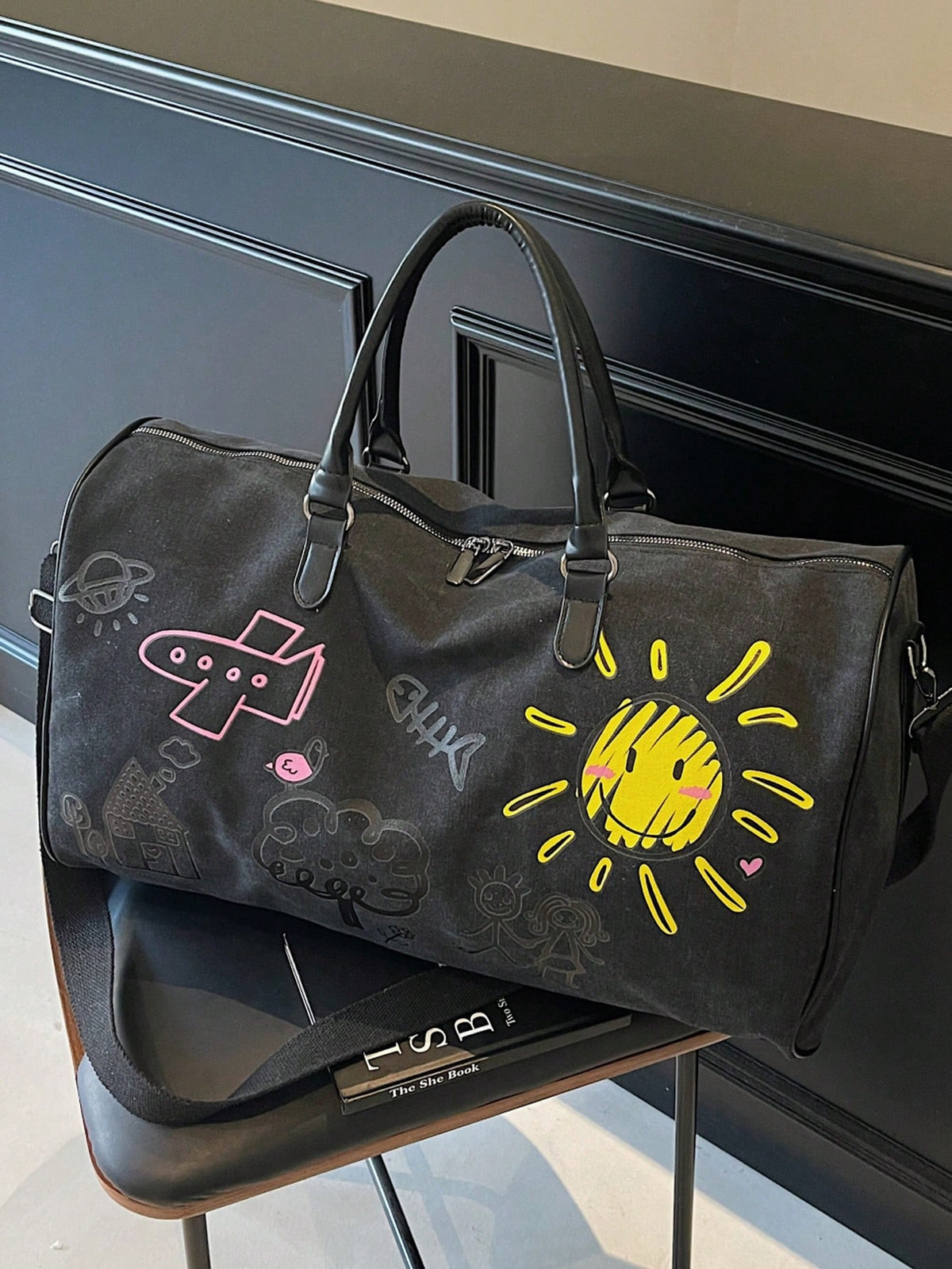 Thickened Canvas Cartoon Graffiti Pattern, Wear-Resistant, Multi-Layer Design, Large Capacity, Ultra-Lightweight, Foldable, Multi-Functional, Zipper Shoulder/Crossbody Bag, Travel Bag, Luggage Bag, Ba