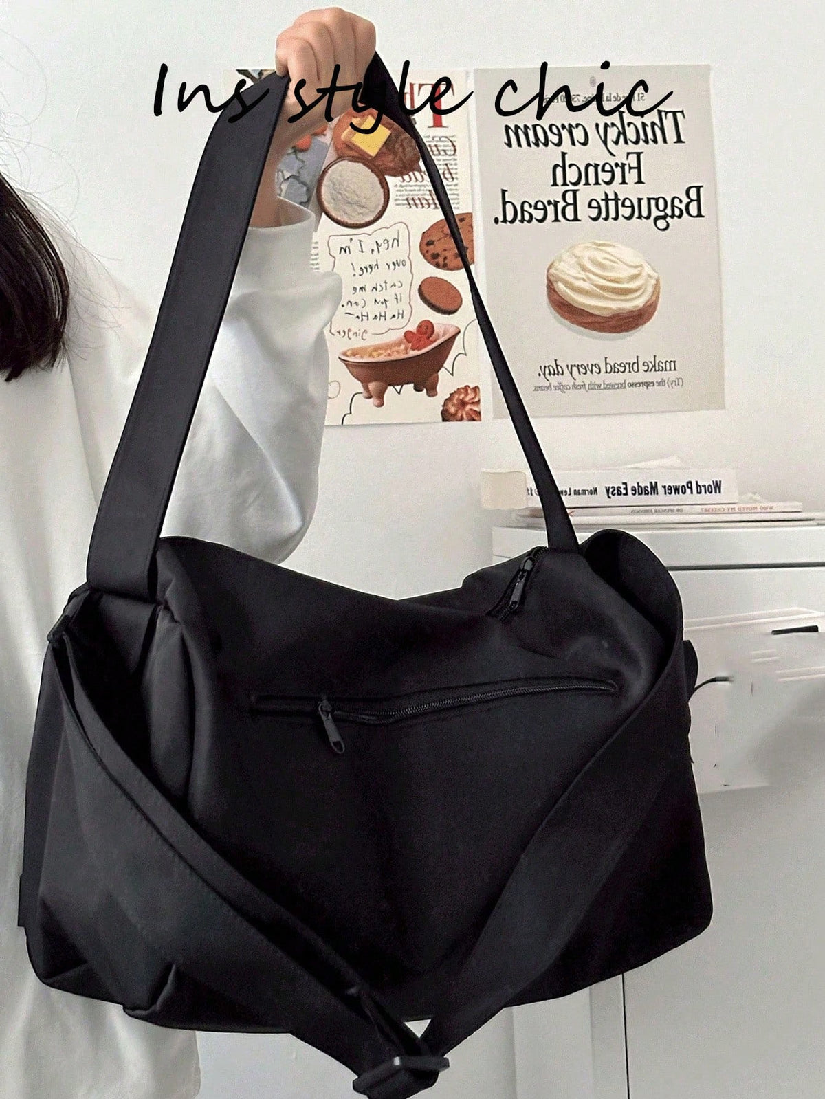 This Brand New Fashionable And Versatile Solid Color Clown-Themed Bag Has A Large Capacity, Multiple Pockets Design, And An Earphone Hole. It Is Lightweight And Portable, Suitable For Outdoor Travel A