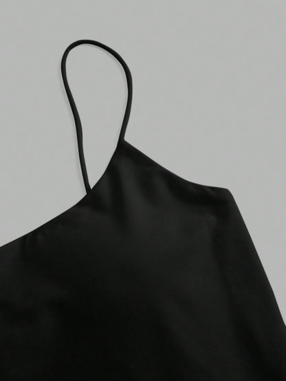 Tseoso Women's Black Summer Basic Modest Sexy Gym Casual Backless Crop Top,Tight Fitting Round Neck Padded Built-In Bra,Solid Color Pleated Cami Night