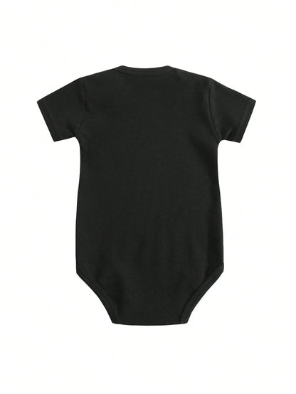 Unisex Baby Short Sleeve Bodysuit I'm The Best Thing To Come Out Of 2026 Heart Letter Print Newborn Triangle Romper Infant Summer One Piece Outfit