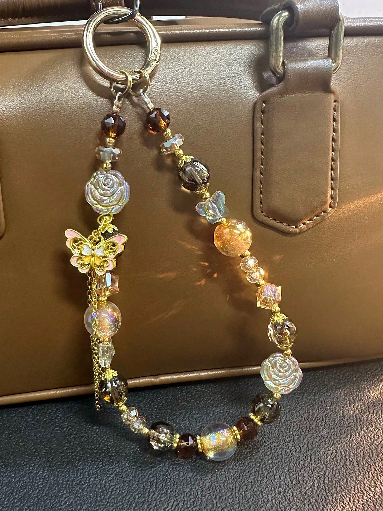 Vintage Maillard Rose Crystal Butterfly Tassel Phone Lanyard, Delicate Versatile Bag Charm, Camera Strap Accessory, Elegant High-End