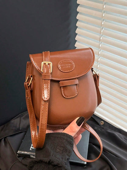 Vintage Mini Round Toe Flap Crossbody Bag For Women