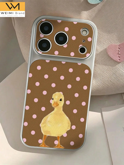 WeiMi Compatible With IPhone17/16/15/14/13/14/12/11 Series, 1pc Fashionable Personalized Retro Polka Dot Little Yellow Duck Pattern Full Coverage Button Classic Anti-Drop Metal Paint Premium Texture S