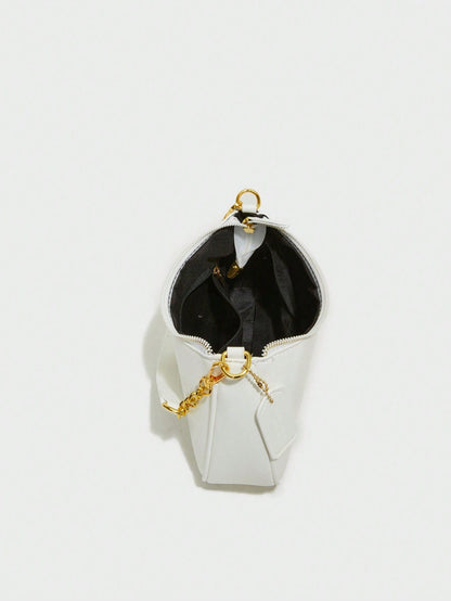 White Plain-Weave Women's Shoulder Bag  Attached Ocean-Themed Shell Pendant Design And Letter Decoration.