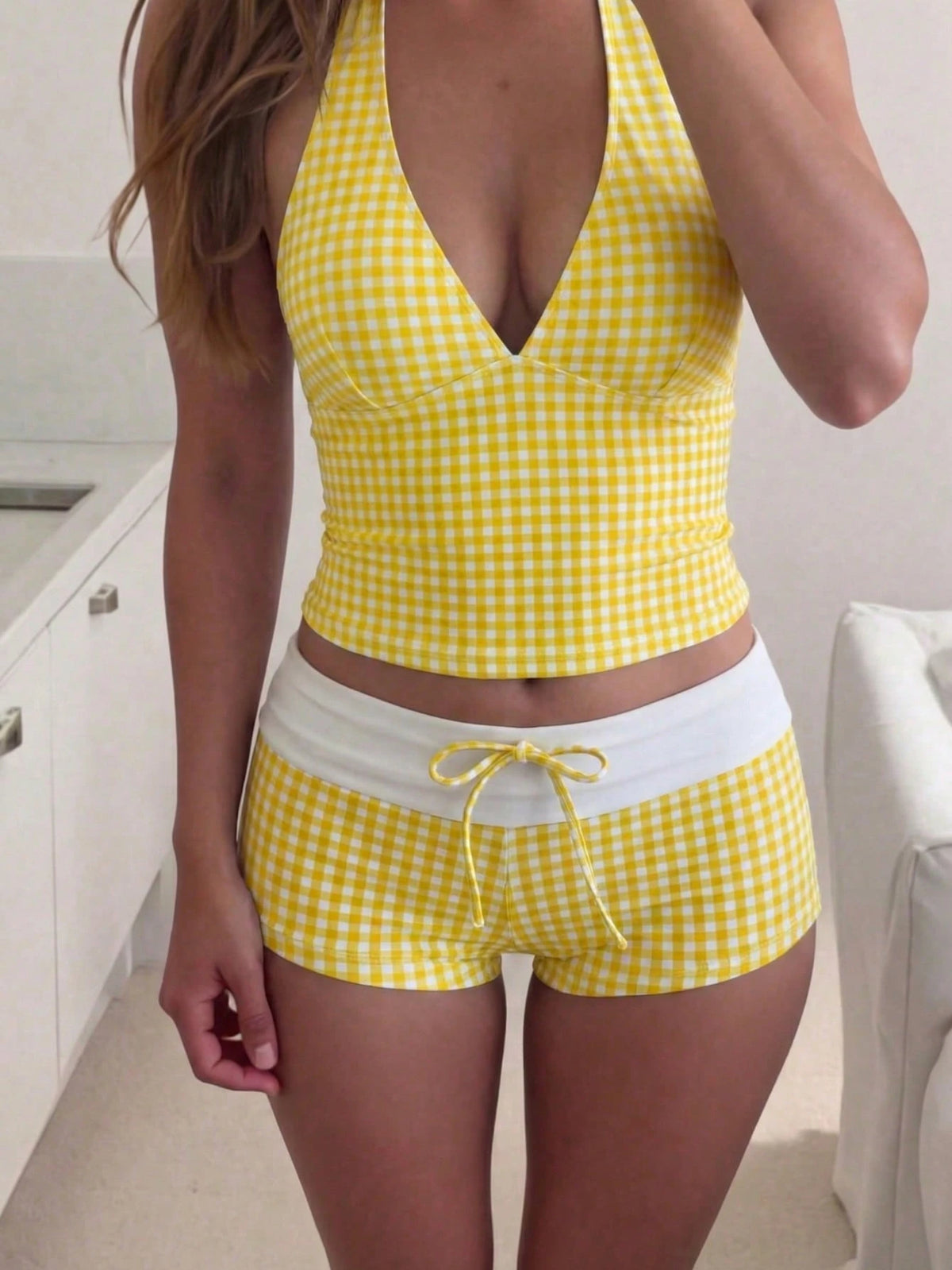 Women's Backless Plaid Print Camisole Swimwear Top, Medium Stretch, Non-Sheer, Backless Leisure Summer Swimwear Vacation Beach Yellow