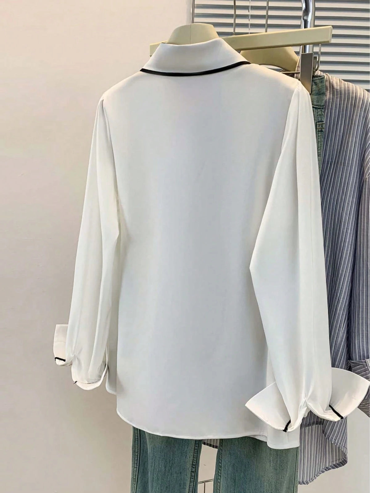 Women's Contrast Trim Long Sleeve Blouse With Tie Detail- Office, Commute & Casual Wear, Suitable For Spring, Summer, Autumn & Winter White