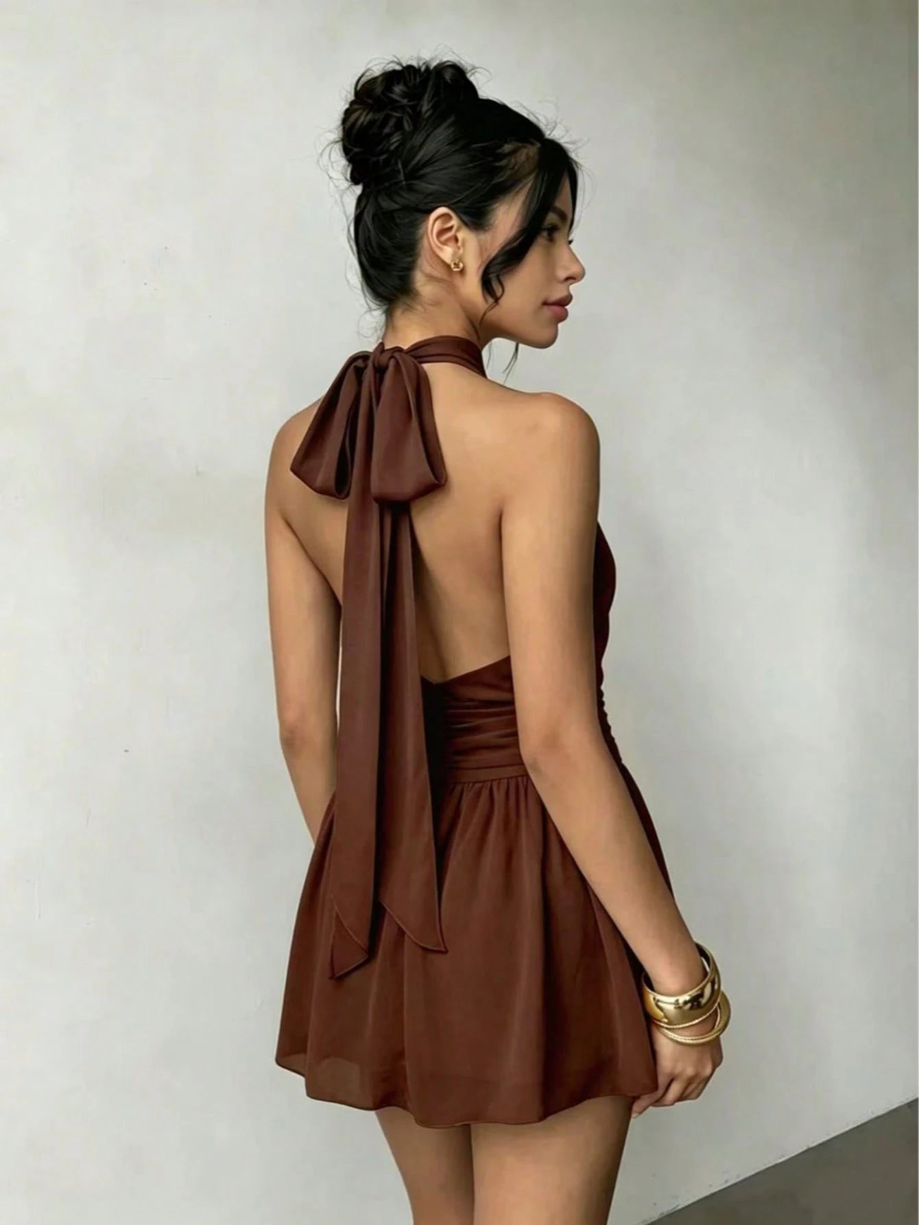 Women's Elegant Backless Sleeveless Short Camisole Dress, Non-Stretch Woven Fabric Mini Dress, Suitable For Summer Parties And Sexy Outfits, Date Night