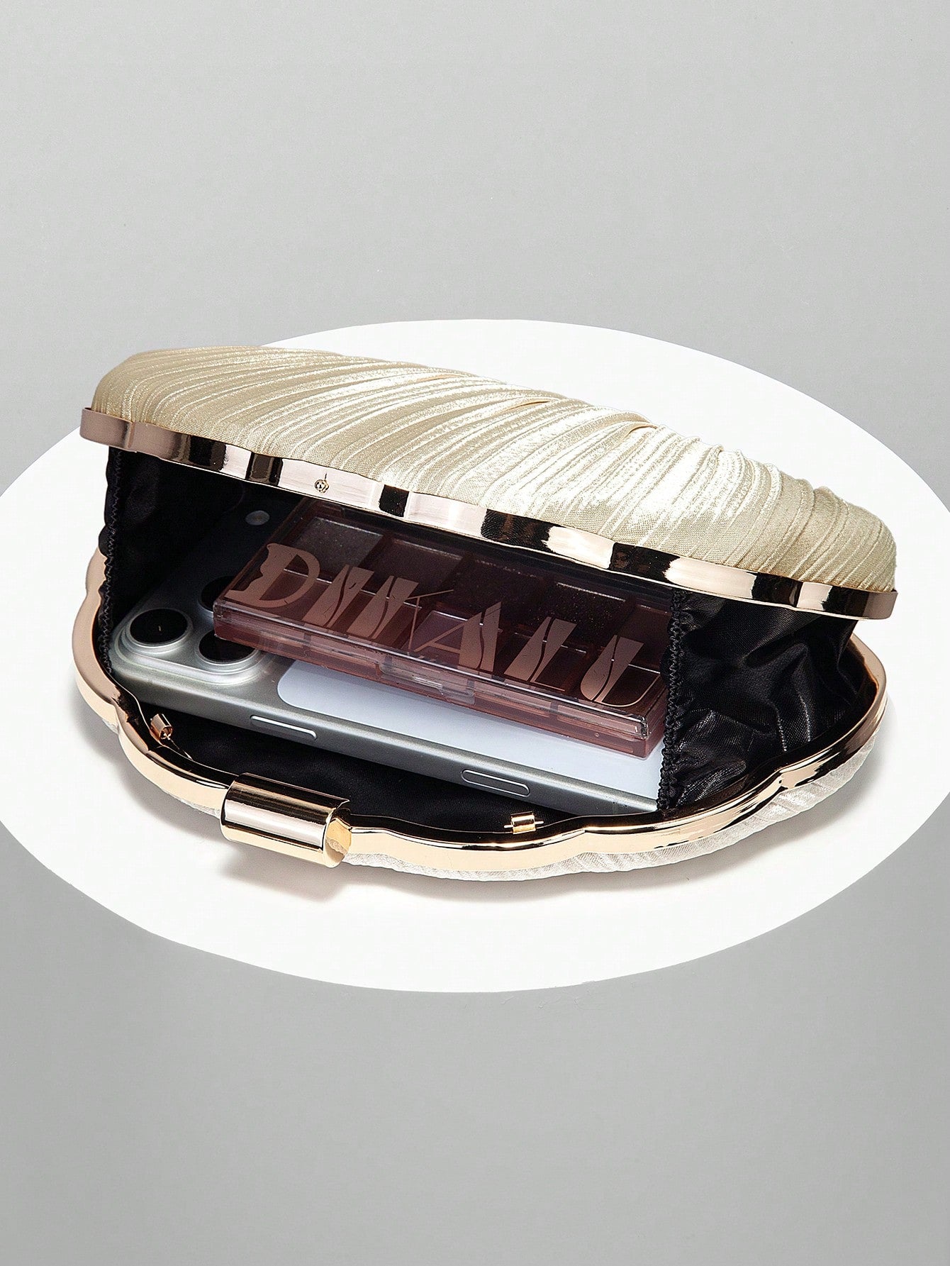 Women's Elegant/Quiet Luxury Pleated Satin Box Clutch/Minimalist Evening Bag/Fashion Chain Crossbody Handbag/Romantic Wedding Clutch/Charming/Exquisite Evening Dress Bag/Minimalist Apricot Box Clutch