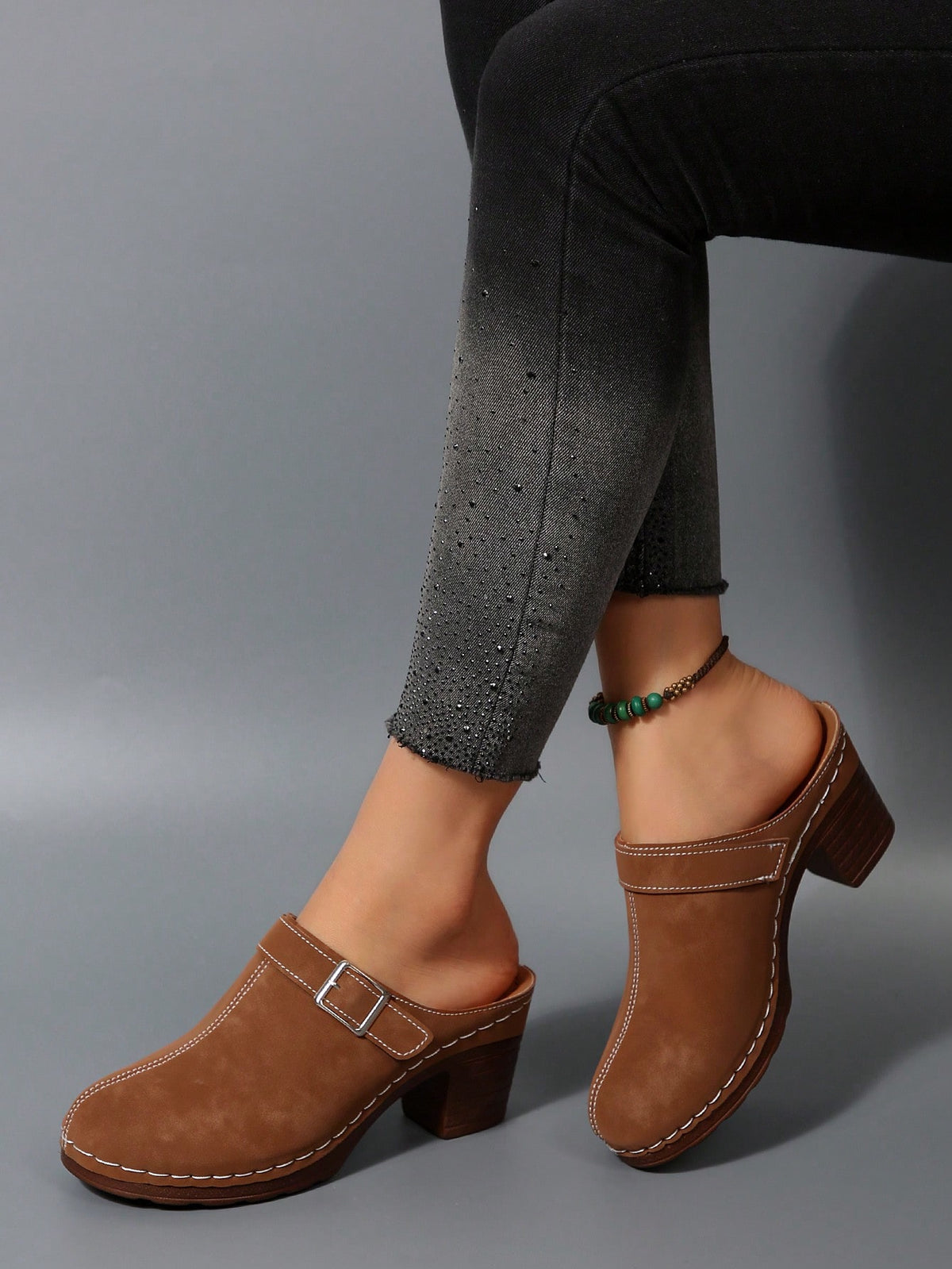 Women's Fashion Mule Shoes: Chunky Heel Design, Great For Casual Wear With Jeans/Skirts, Elegant Bohemian Buckle Decor,Wedge Heels