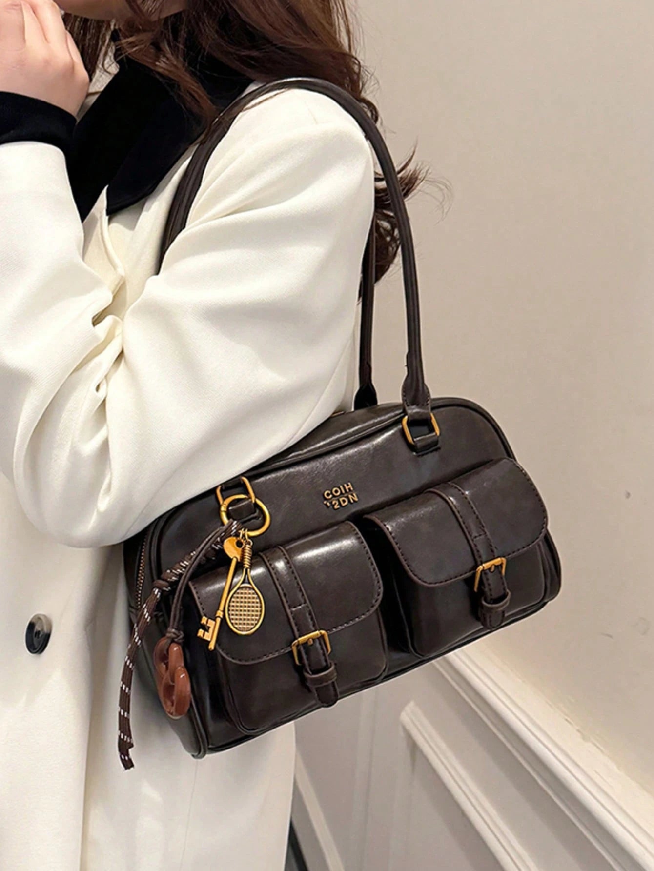 Women's Retro Solid Color PU Leather Shoulder Bag, Multi-Pocket Large Capacity, Comes With Detachable Pendant, Yellow