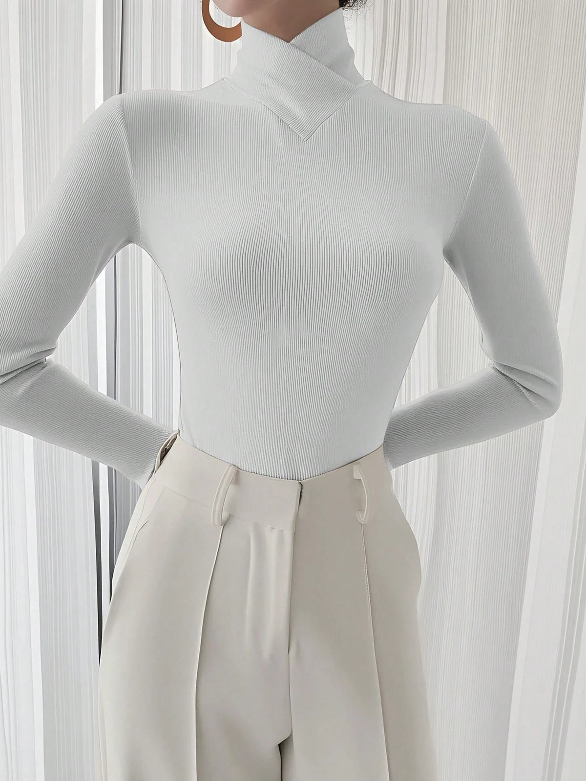 Women's Solid Color Knitted Cross Design Stand Collar Base Layer T-Shirt Top, Office New Year Style, Autumn/Winter New Arrival Casual White