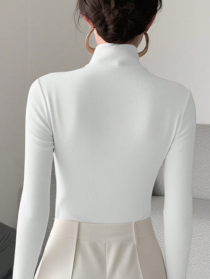 Women's Solid Color Knitted Cross Design Stand Collar Base Layer T-Shirt Top, Office New Year Style, Autumn/Winter New Arrival Casual White