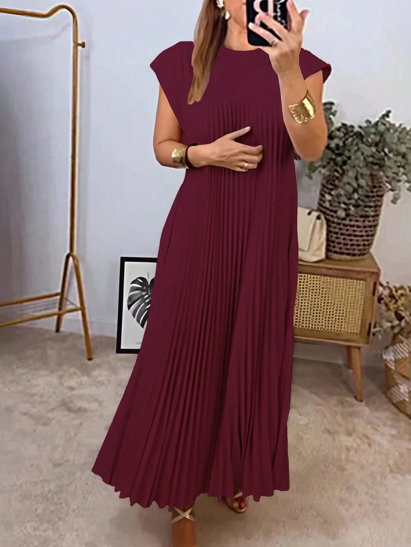 Women's Solid Color Round Neck Casual Loose Pleated Dress Elegant Summer