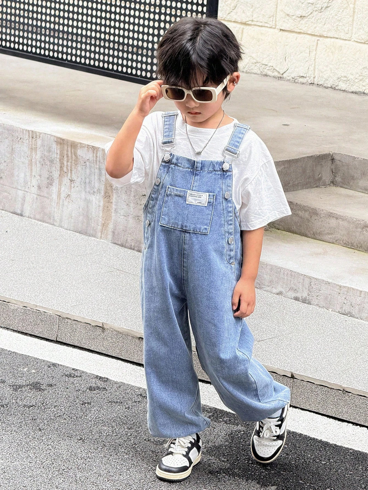Young Boy Fall And Winter Distressed Casual Everyday Style Korean Style Blue Denim Patch Decor Loose Fit Jeans Overalls Jumpsuit With Ankle Cuffs,For Boys Back To School And Streetwear Outfits